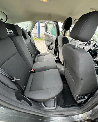 Ford Focus cena 41900 przebieg: 45007, rok produkcji 2018 z Kraków małe 781